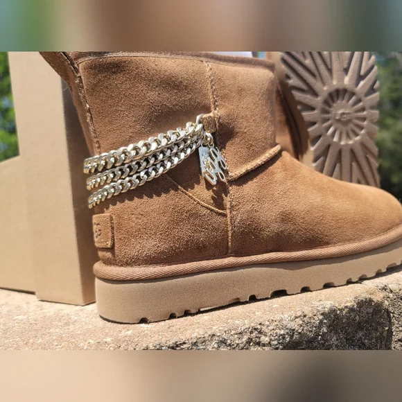 Ugg booties - Picture 3 of 9